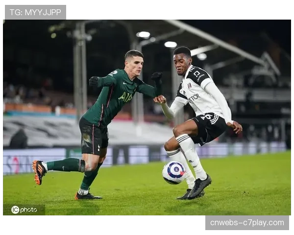 通讯:从概念到落地,托特纳姆热刺球场可开合草皮系统的首个完整赛季评估